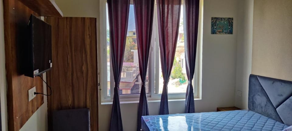 Sugara Homestay Hotel in Uttarakhand