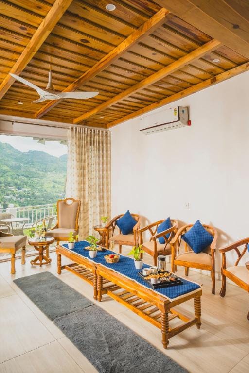 Navya Stays Hotel in Uttarakhand