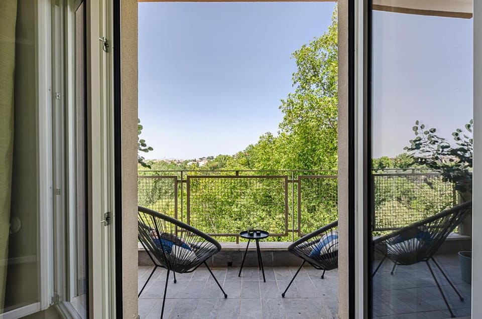 Domus Campi Flegrei Apartment in Rome