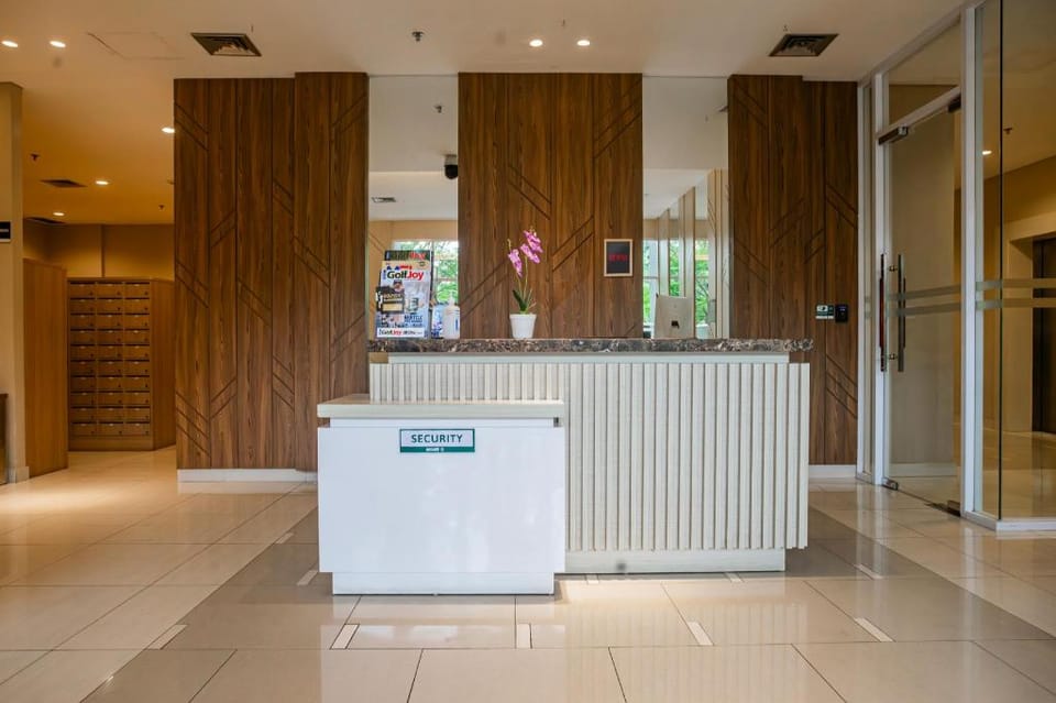 OYO 94080 Apartemen Podomoro Golf View Palito Hotel in West Java