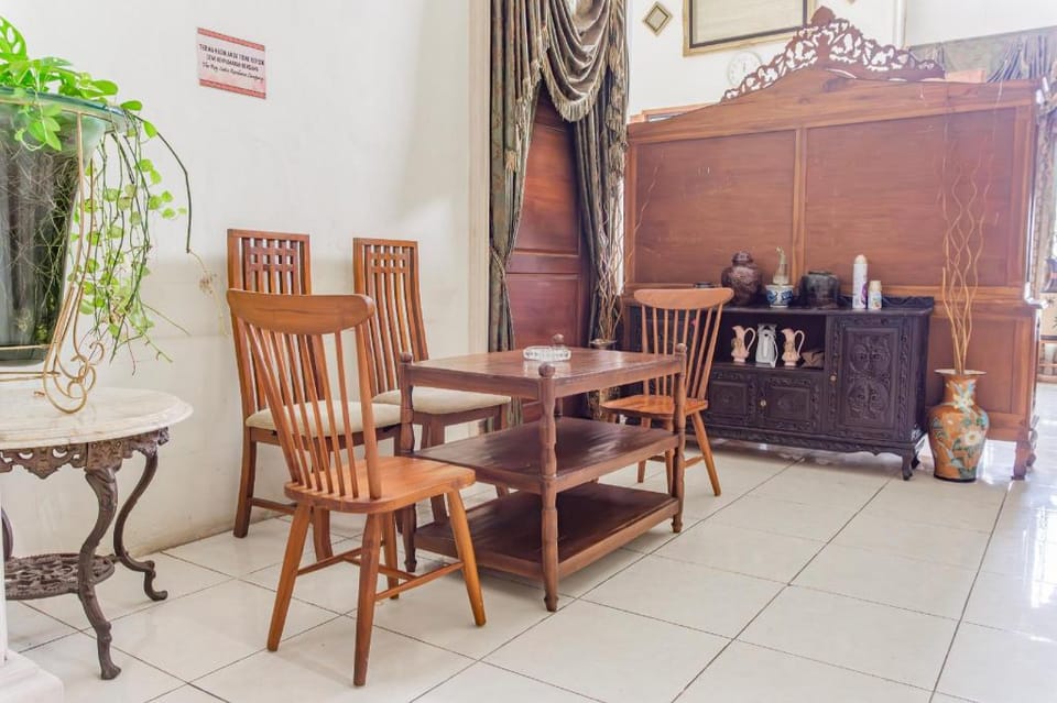 Hotel O The Roy Suite Guest House Hotel in Indonesia