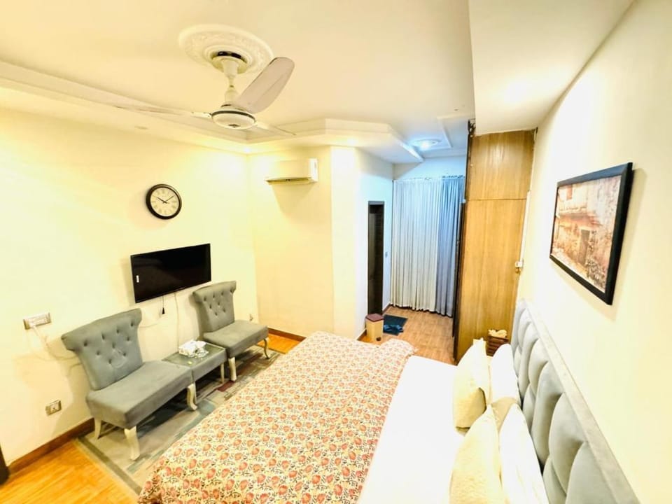 Travis Executive Guest House Hotel in Islamabad