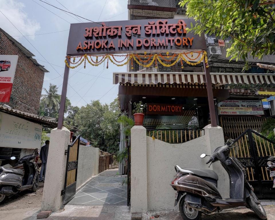 Ashoka Inn dormitory Hotel in Mumbai
