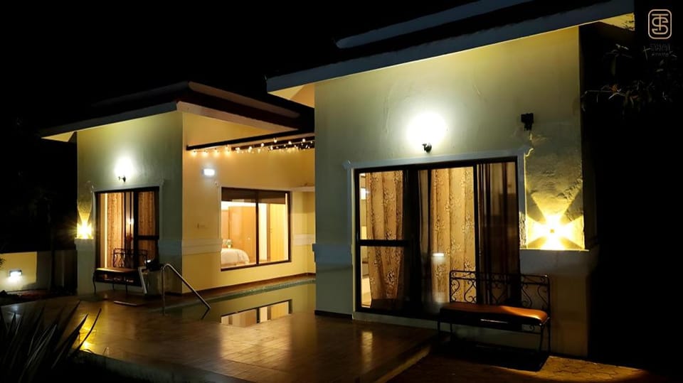 Thai Stays Hotel in Maharashtra