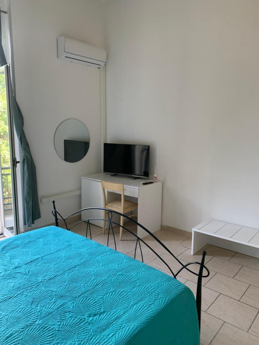 GARIBALDI ROOMS Bed and Breakfast in Reggio Calabria