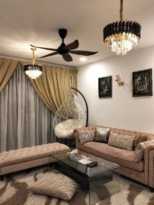 MH Homestay 3R2B Condo near KLCC, Wi-fi & Netflix  Apartment in Federal Territory of Kuala Lumpur