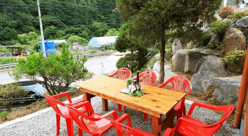 Gangwon Hongcheon Flower Hill Bed and Breakfast in Gyeonggi-do