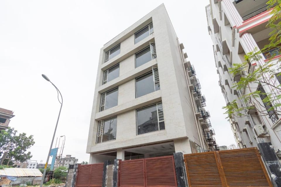 Super OYO Capital O Krish Residency Hotel in Kolkata
