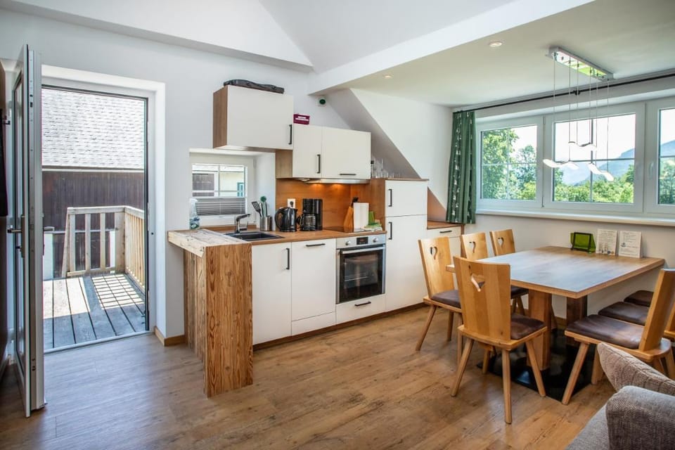 Lodge Wolfgangthal - FiSCHERGUT Farm Stay in Salzburgerland
