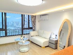A Little Benxiang / Near Hengqin Port / 1112A duplex family 2-bedroom, 2-bed apartment can accommoda Apartment in Guangdong