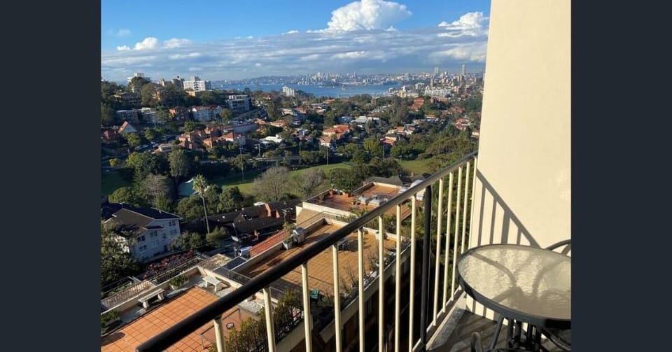 Apartment on Wyagdon Street - Neutral Bay Apartment in Sydney