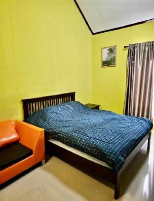 บ้านพักใกล้ทะเล ห่างจากบ้านพัก 50 เมตร Vacation rental in Chon Buri Changwat