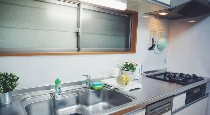 Osaka Castle Park 1min walk to subway/8ppl Apartment in Osaka