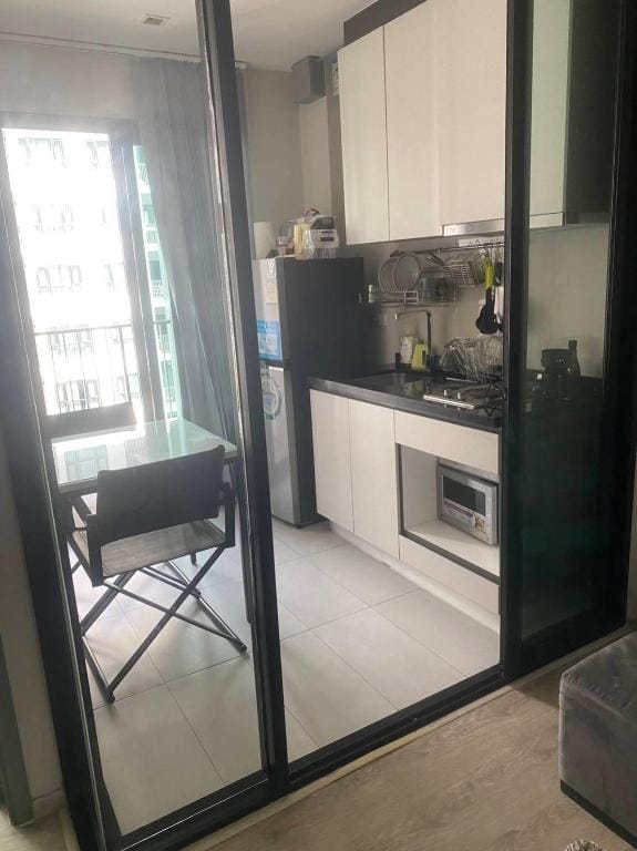 Downtown Lux Fun Rooftop Pool #TA41221 Apartment in Pattaya City