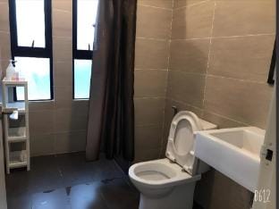 EZ Suite @ Midhills Genting  Free Wifi & Air-Cond Apartment in Selangor, Malaysia