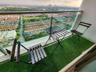 Lovely Studio City View Balcony Palazio Mt. Austin Vacation rental in Johor Bahru