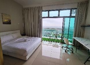 Lovely Studio City View Balcony Palazio Mt. Austin Vacation rental in Johor Bahru
