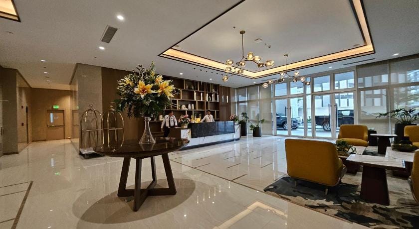 Condo Suite 1 Bed rm McKinley West Taguig City Apartment in Makati