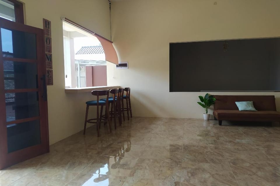 Satoe Atap Room Stay Syariah Hotel in Special Region of Yogyakarta