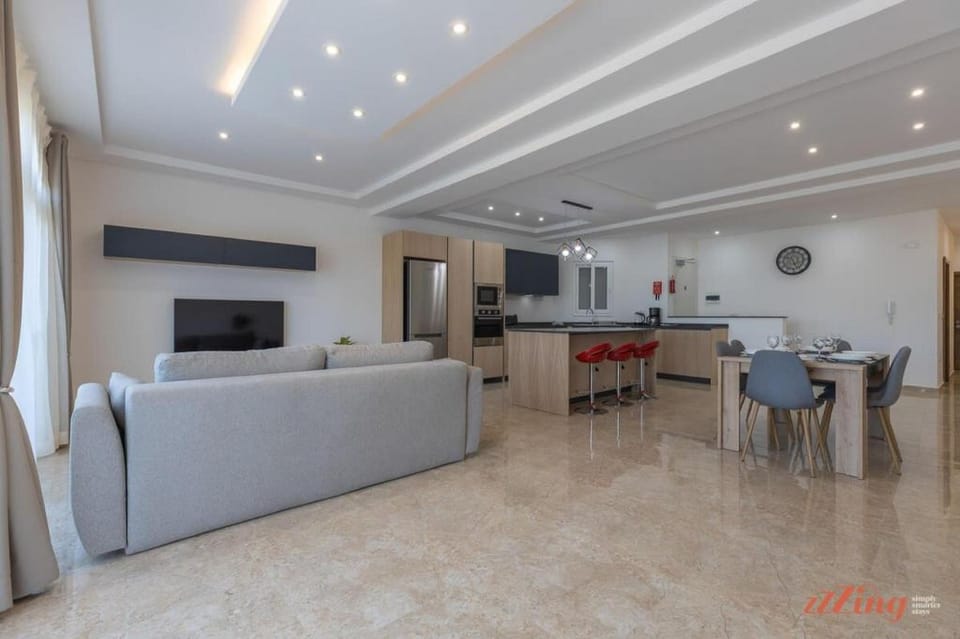 Gozo - Apartment with stunning views   shared pool Apartment in Malta