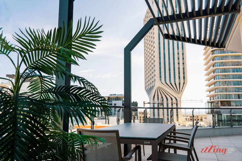 Elegance   Excitement  Luxury Downtown Escape Apartment in Saint Julians