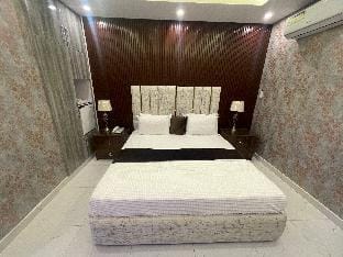 HOTEL CROYDON INTERNATIONAL  Apartment in Islamabad