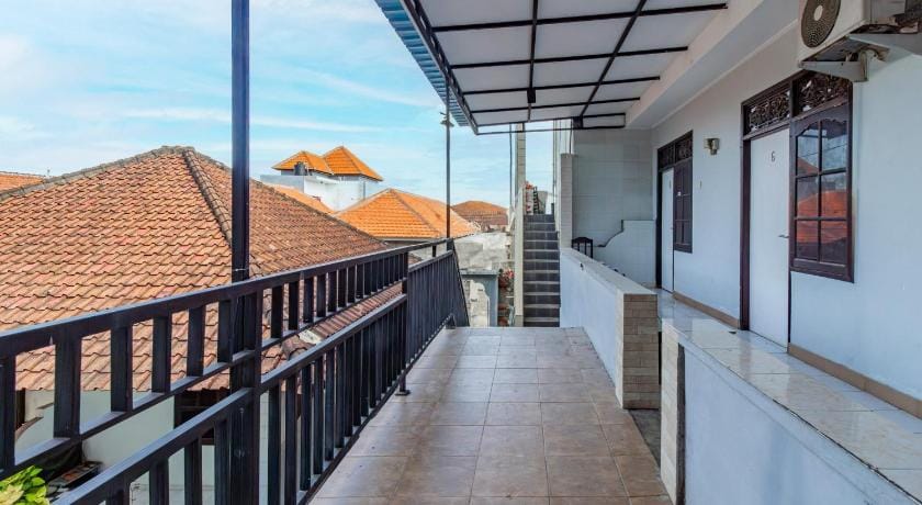 OYO 94091 Sn Guest House Hotel in Denpasar