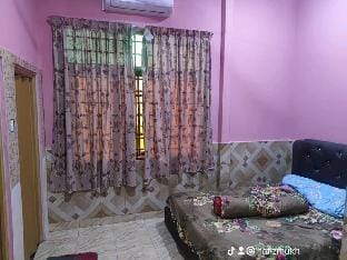 MokDah Inap Desa (2) Apartment in Malaysia
