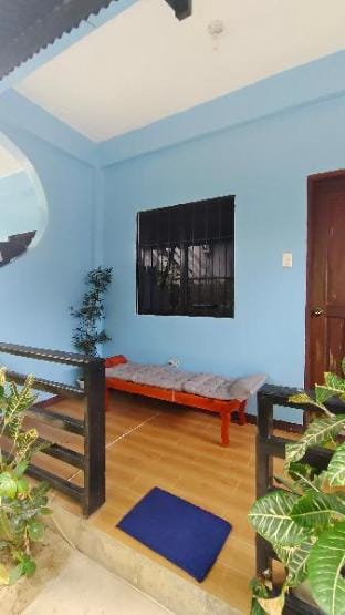 Blue Gate Homestay Studio room 1st fl with balcony Apartment in General Luna