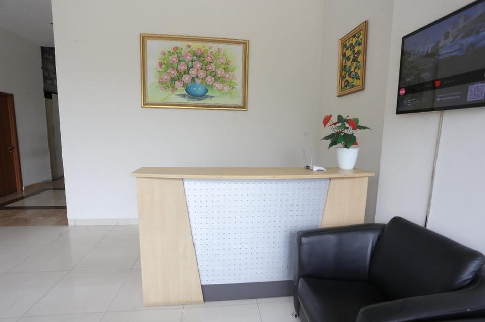 Hotel O Mdh Rooms Summarecon Bekasi Hotel in West Java