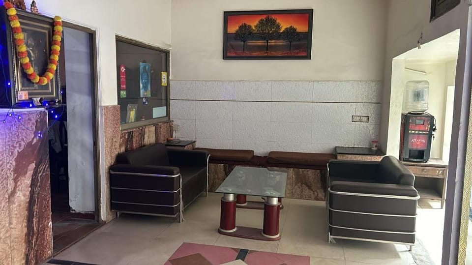 Hotel Krishna Palace Vacation rental in New Delhi