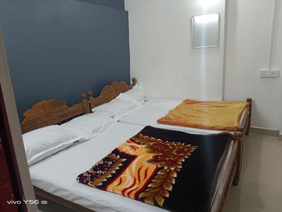 VL Happy Homes Hotel in Ooty