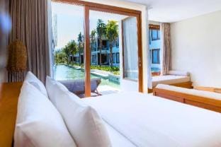Stunning 1 BR Deluxe Pool Access ZN17 Apartment in Pemenang