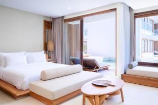 Stunning 1 BR Deluxe Pool Access ZN17 Apartment in Pemenang