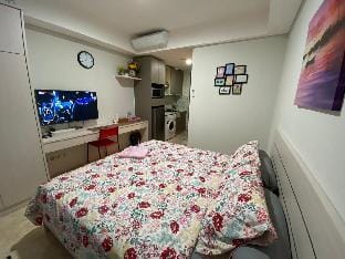 Goldcoast Studio Apartment  Pantai Indah Kapuk Apartment in Jakarta