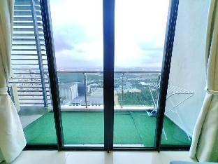 Meridin Sovo 3704 6paxCozy Legoland Netflix BySTAY Vacation rental in Johor