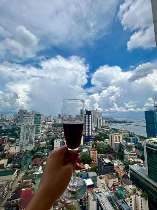 YHEN BIRCH TOWER STUDIO WITH BALCONY 3508 Apartment in Manila City