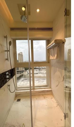 Luxury Studio Apartment @ The Leela Residences Vacation rental in Bengaluru