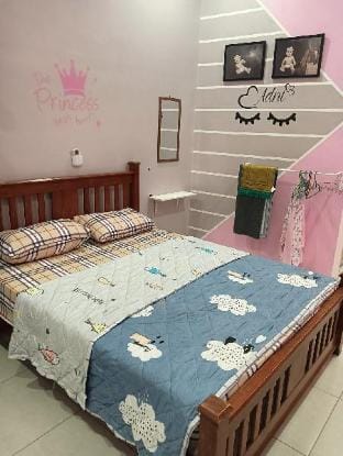 Homestay Adni's Guesthouse (Ipoh) Vacation rental in Ipoh