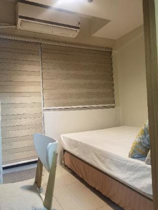 Shell Residence Big Balcony Pool View Apartment in Pasay