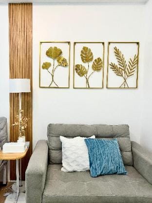 Aesthetic room near ADMU, Miriam and LRT Katipunan Apartment in Quezon City