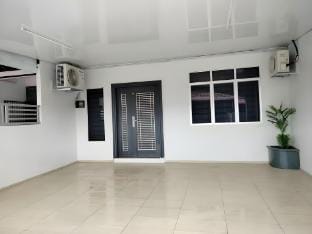 Al-Munawwarah Homestay (Muslim only) Vacation rental in Kedah