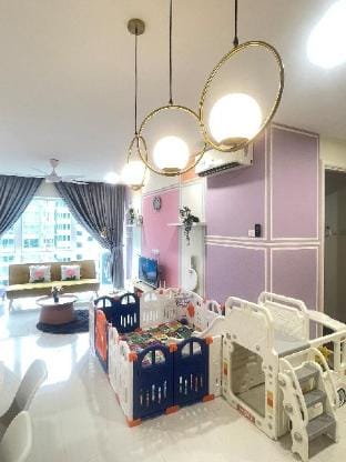 AGH·Medini Signature童趣缤纷.3分钟乐高乐园·儿童游戏角落·儿童亲善·9pax Vacation rental in Johor