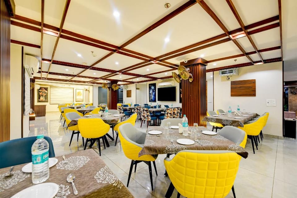 Hotel  Le Premier Hotel in New Delhi
