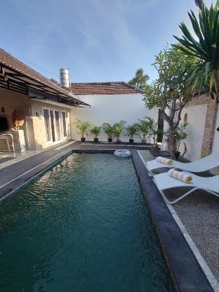 Home in Bali - Seminyak Villa in Kuta