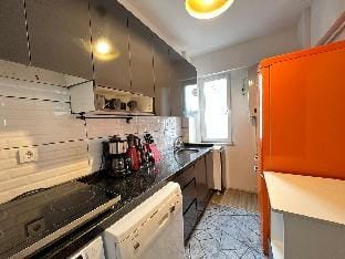 Cosy Designer Two Bedroom Flat, Cihangir, Terrace Apartment in Istanbul