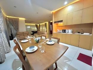 T&B See breeze Villa in Chon Buri Changwat