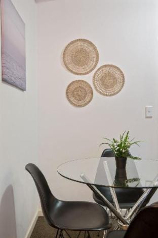 A Modern Studio for 6 Next to Darling Harbour Vacation rental in Sydney