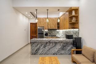 Sundaze 3- Canggu, Fresh and Brand New with Pool! Villa in North Kuta