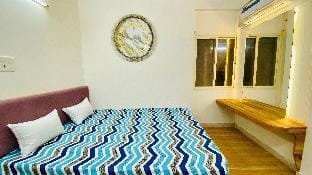 Saifuddin And Sons Apartment in India